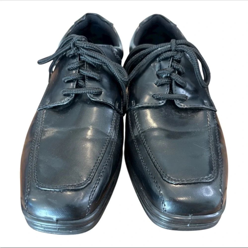Deer Stags Sleek Kids Black Oxford Dress Shoes